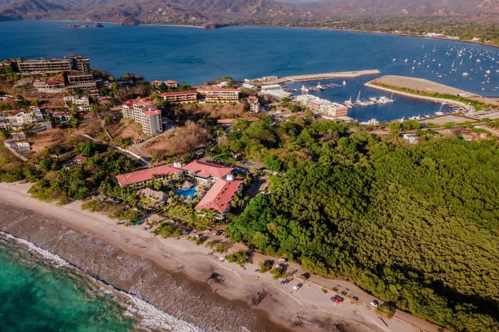 Margaritaville Beach Resort Playa Flamingo