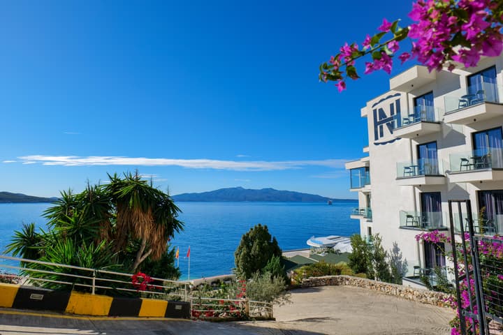Nertili Hotel