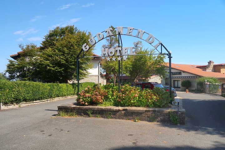Hotel Gudamendi 