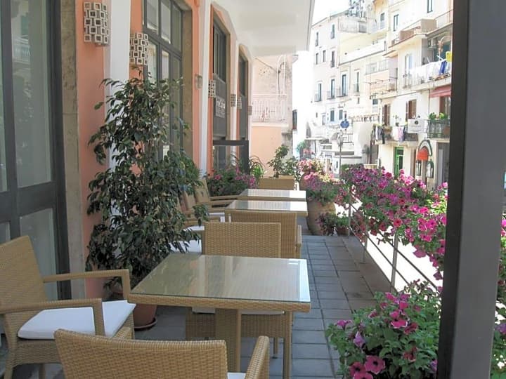 Hotel Caporal