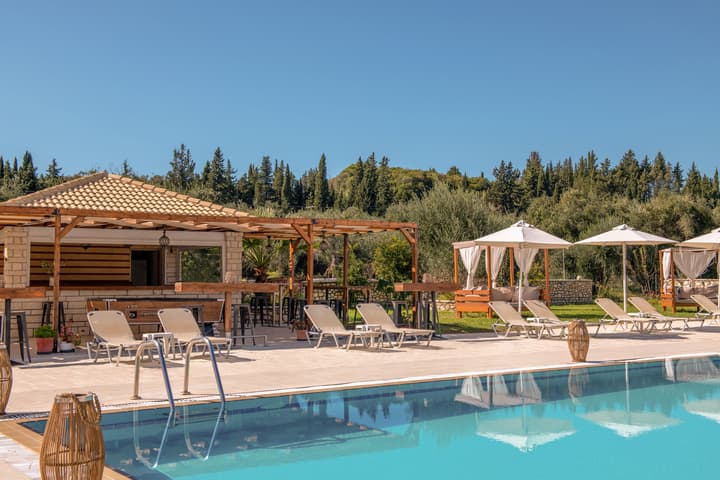 Ekati Mare Boutique Resort