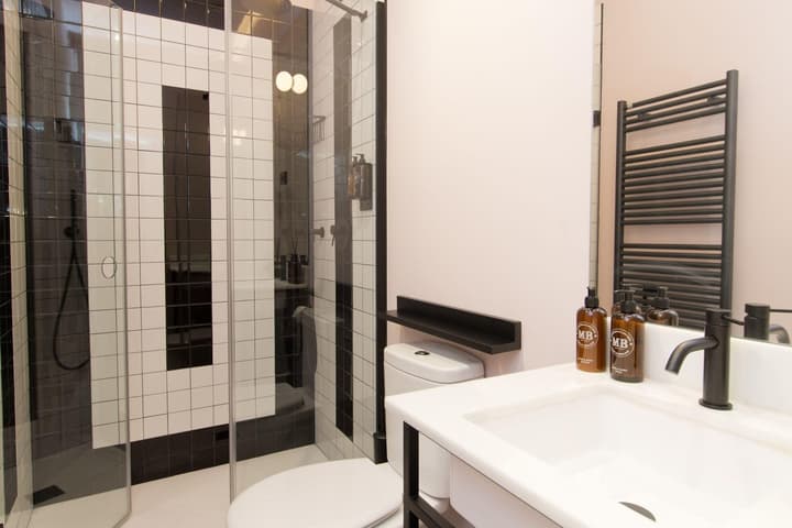 Amor De Dios 17 Boutique Hotel