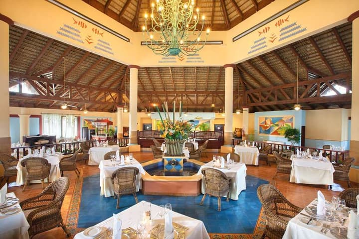 BAHIA PRINCIPE GRAND BAVARO
