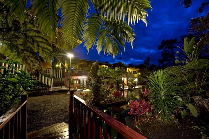 KILAUEA HOSPITALITY GROUP