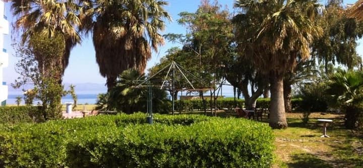 AREA BLUE BEACH APARTMENTS