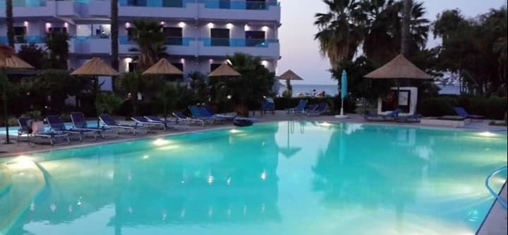 AREA BLUE BEACH APARTMENTS