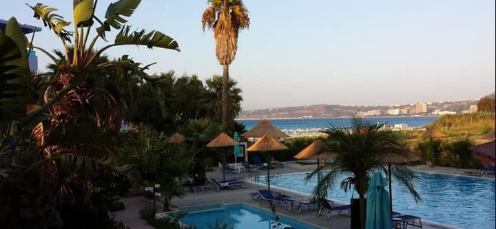 AREA BLUE BEACH APARTMENTS