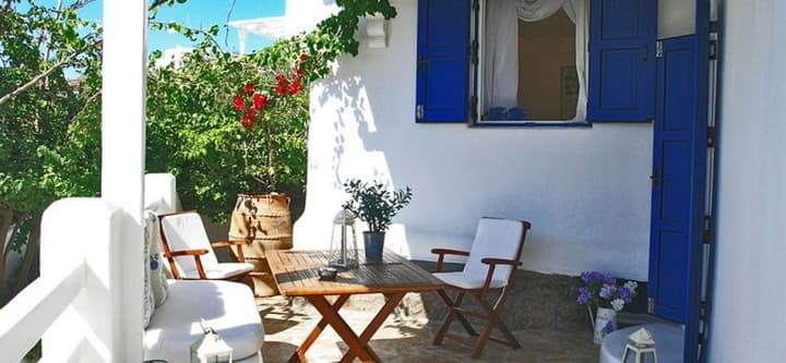MYKONIAN IROS