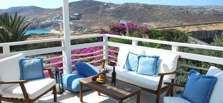 MYKONIAN IROS