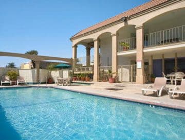 BUENA PARK TRAVELODGE