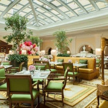 FOUR SEASONS HOTEL LION PALACE