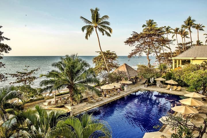 VILLAS AT THE LOVINA BALI