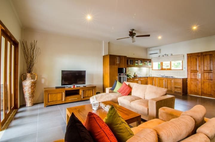 VILLAS AT THE LOVINA BALI