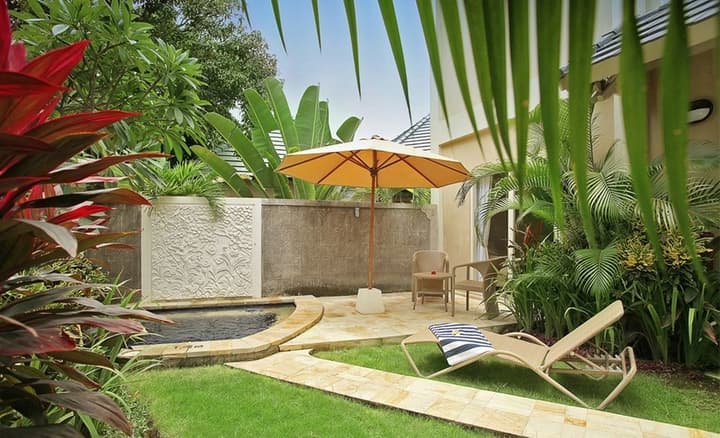 VILLAS AT THE LOVINA BALI