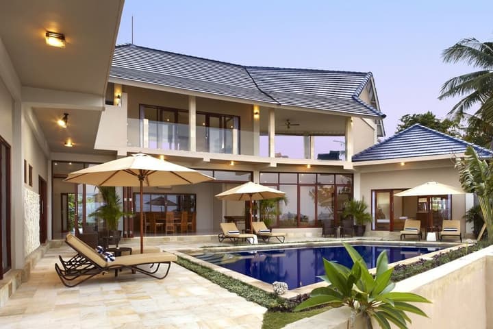 VILLAS AT THE LOVINA BALI