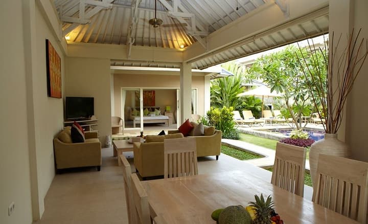 VILLAS AT THE LOVINA BALI