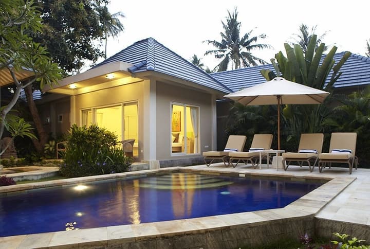 VILLAS AT THE LOVINA BALI