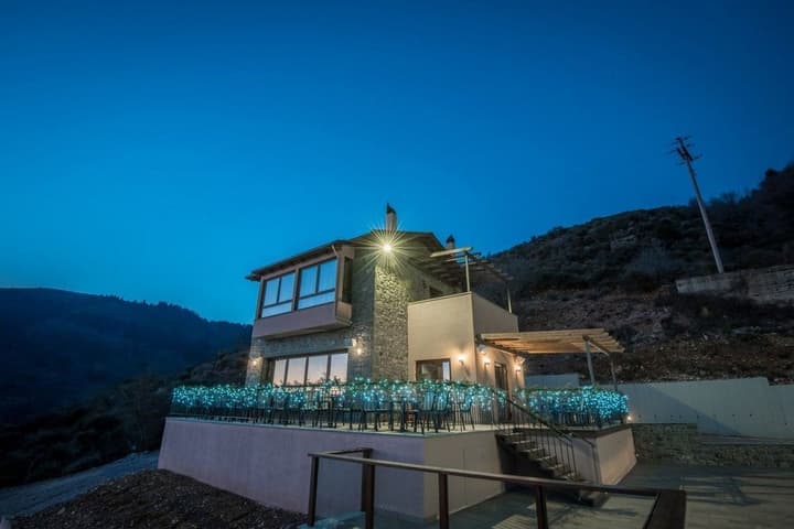 THE VIEW VILLAGE
