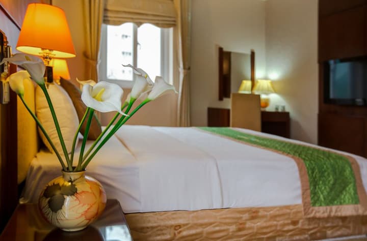 EMERALD HOTEL HANOI