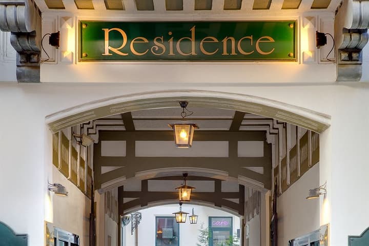 RESIDENCE ST. ANDREW'S PALACE