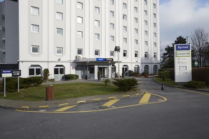 KYRIAD LE BLANC MESNIL
