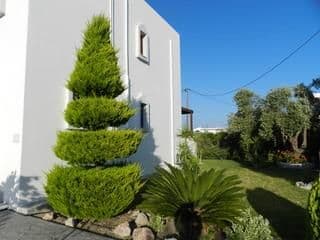 TRIANTAFILLAS APPARTMENTS