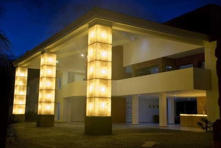 LA ISLA HUATULCO & BEACH CLUB