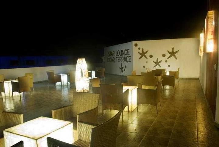 LA ISLA HUATULCO & BEACH CLUB