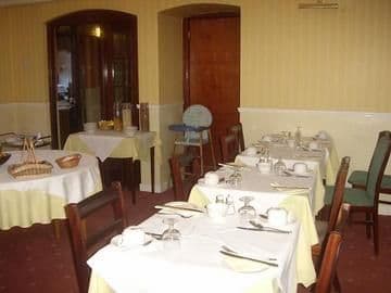 ABRAE COURT GUESTHOUSE