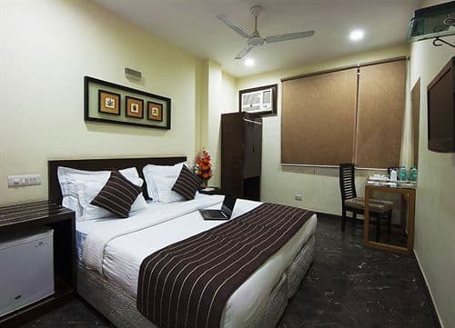 HOTEL METROPOLITAN KAROL BAGH