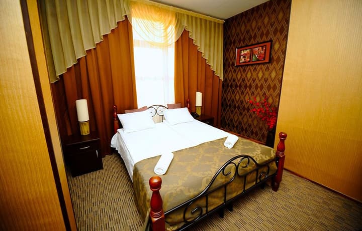 VILLA OLD RUSTAVELI