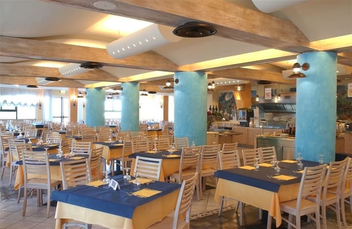 GRAND HOTEL AZZURRA CLUB