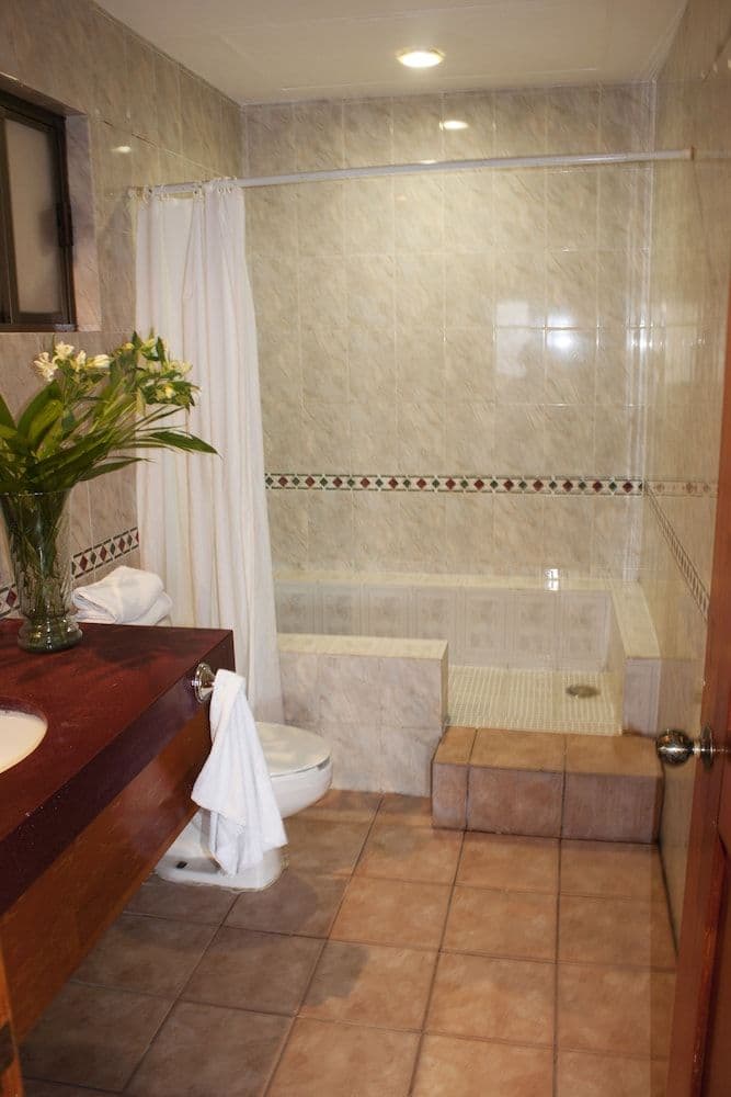 CASA TOBALA