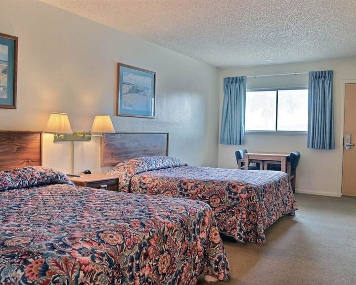 RODEWAY INN