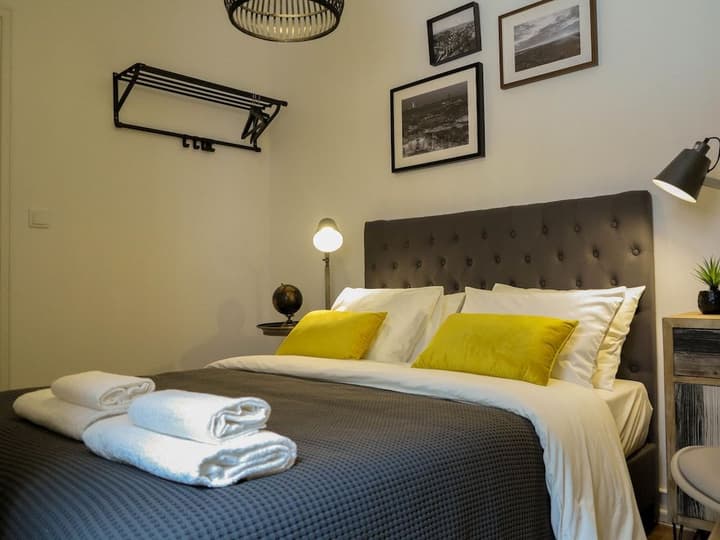 DUMONT LISBON GUESTHOUSE