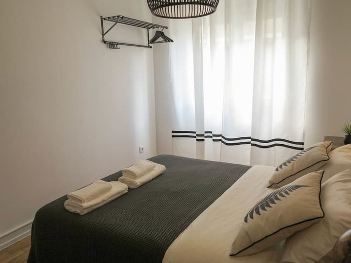 DUMONT LISBON GUESTHOUSE