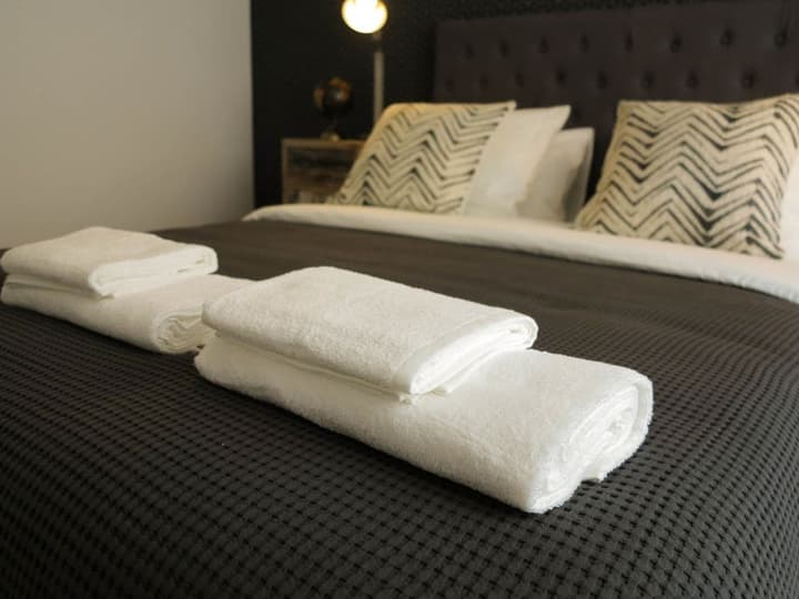 DUMONT LISBON GUESTHOUSE