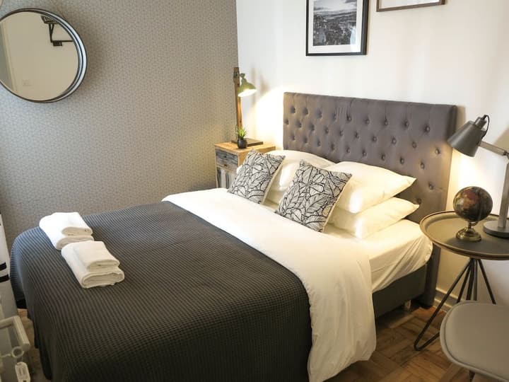DUMONT LISBON GUESTHOUSE