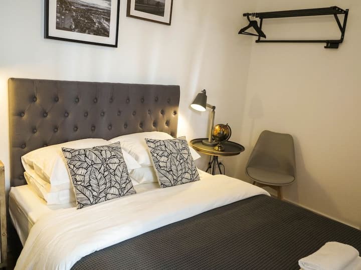 DUMONT LISBON GUESTHOUSE