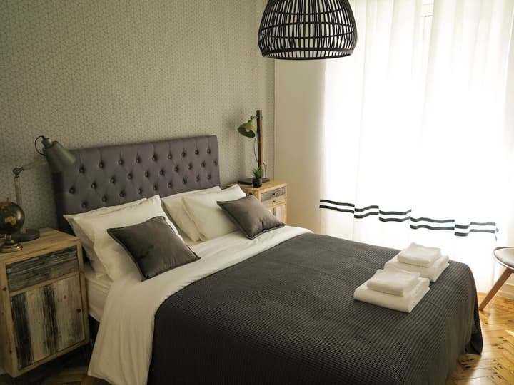 DUMONT LISBON GUESTHOUSE