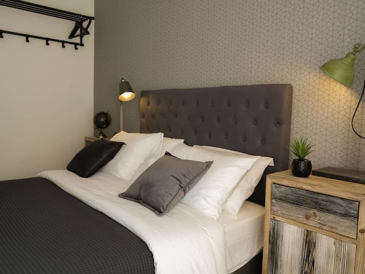 DUMONT LISBON GUESTHOUSE