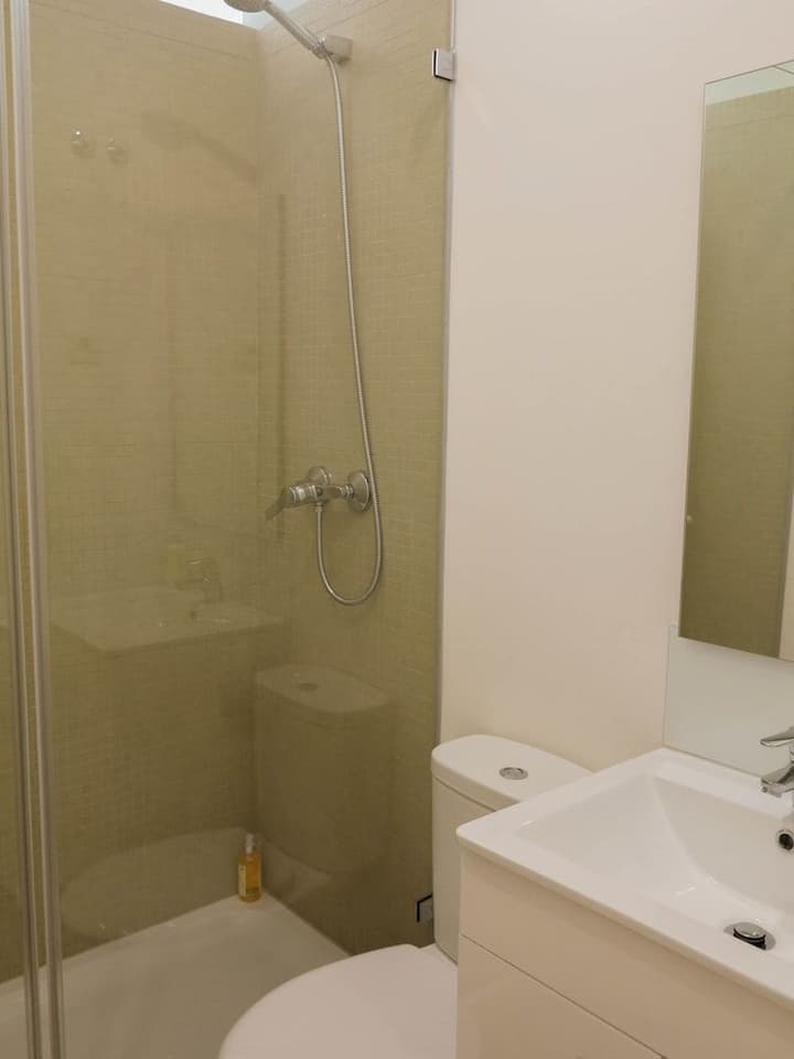 DUMONT LISBON GUESTHOUSE