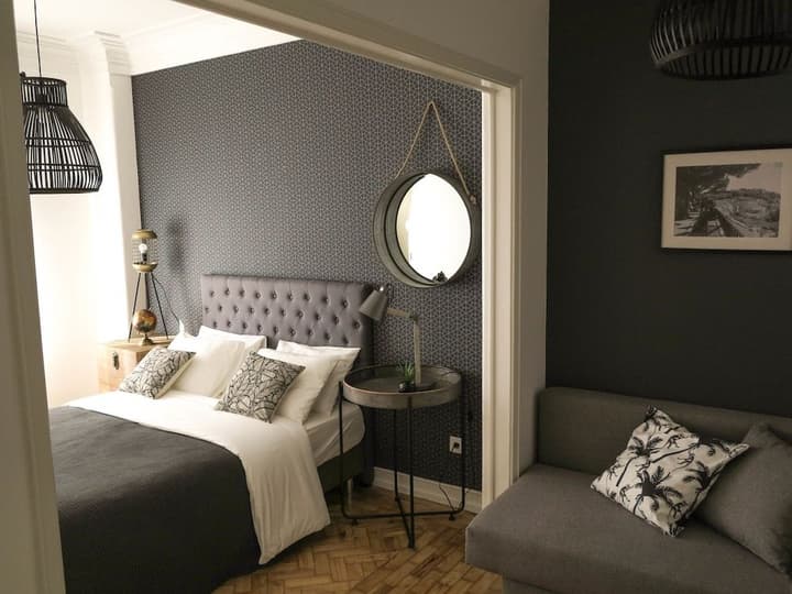 DUMONT LISBON GUESTHOUSE
