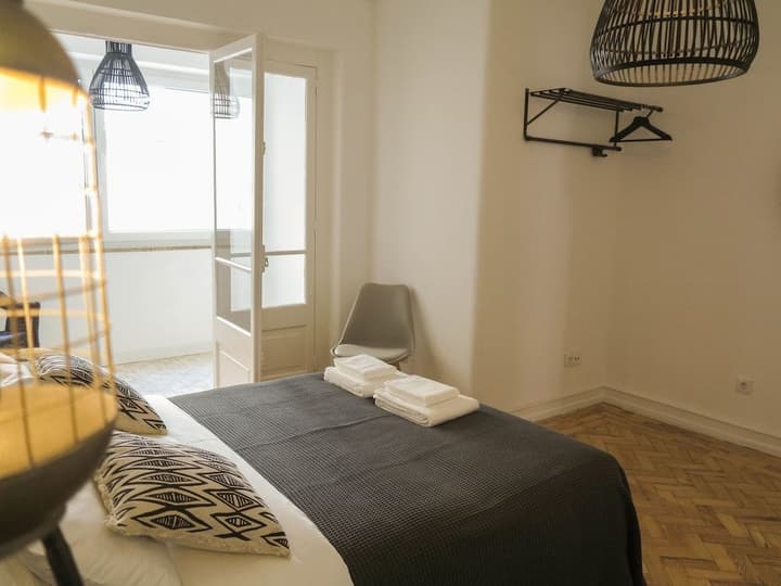 DUMONT LISBON GUESTHOUSE