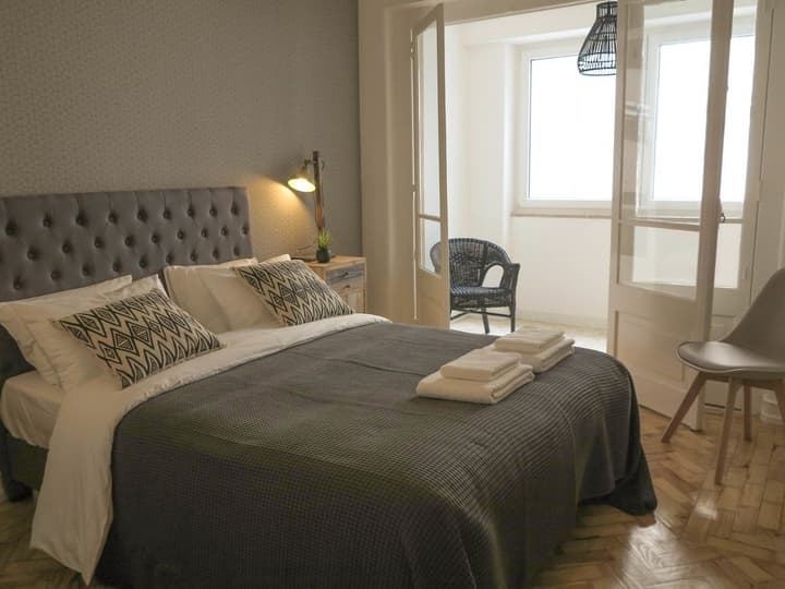DUMONT LISBON GUESTHOUSE