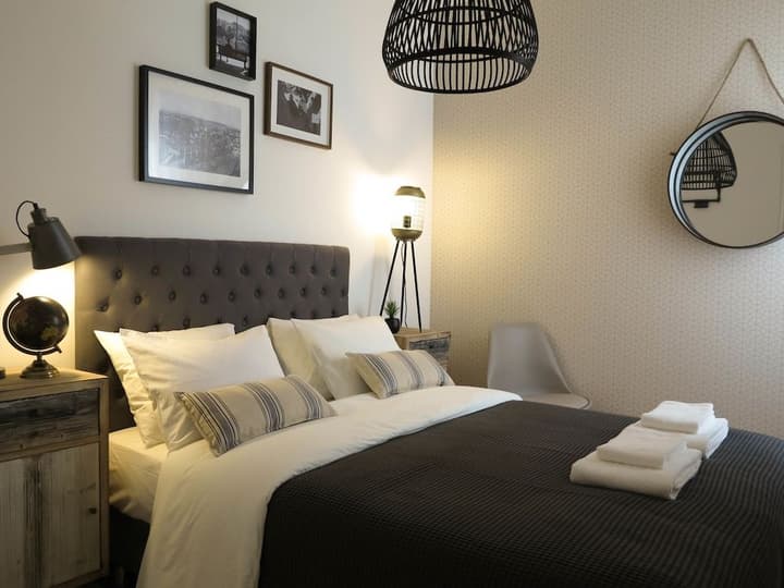 DUMONT LISBON GUESTHOUSE