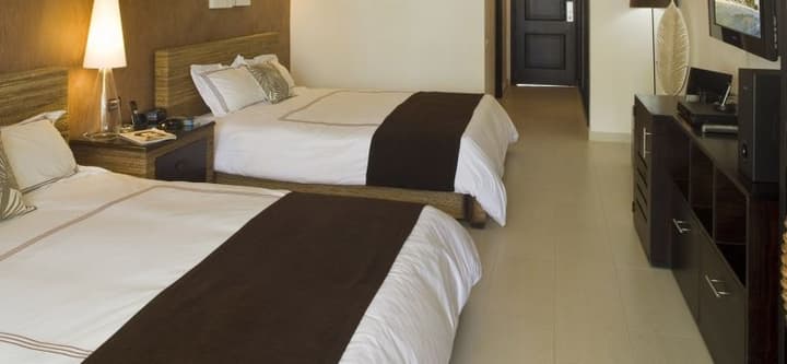 SIRENIS COCOTAL BEACH RESORT CASINO & AQUAGAMES