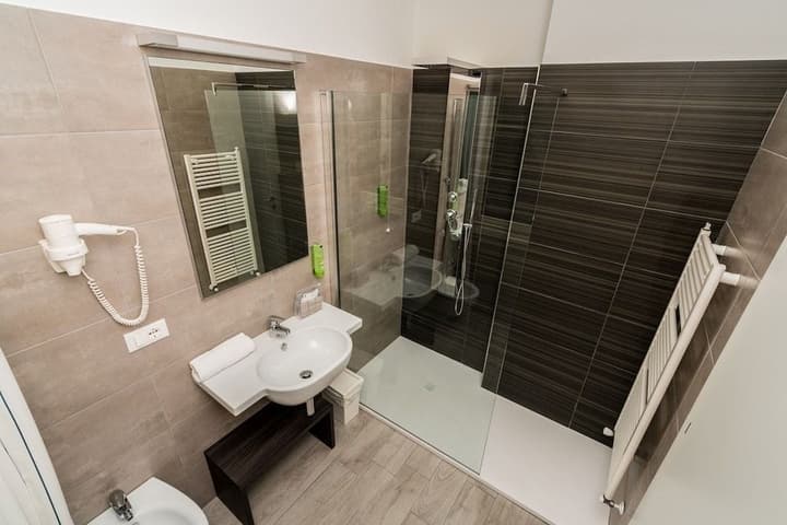 HOTEL TRE ROSE