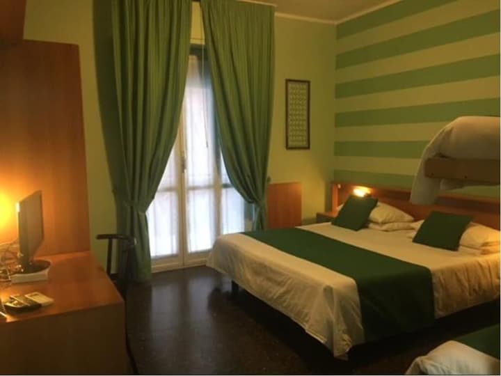 HOTEL GLORY