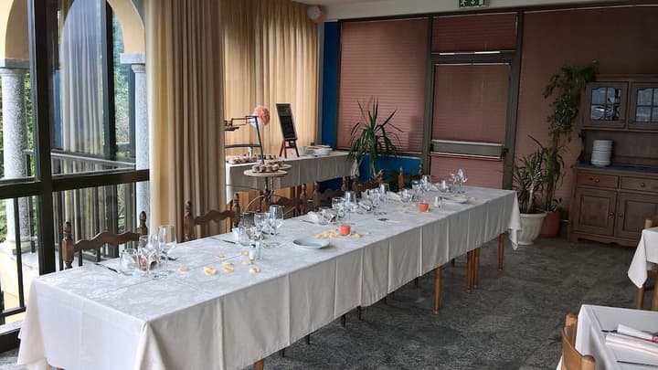BATTLE OF BRITAIN HOTEL